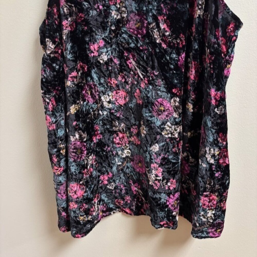 Torrid Women Floral Velvet Tank Top Size 3 Whimsigoth Fairy Grunge Dark Romantic - Picture 3 of 9